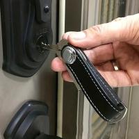21395 - Leather Metal Keychain Minimalist Closure Ring